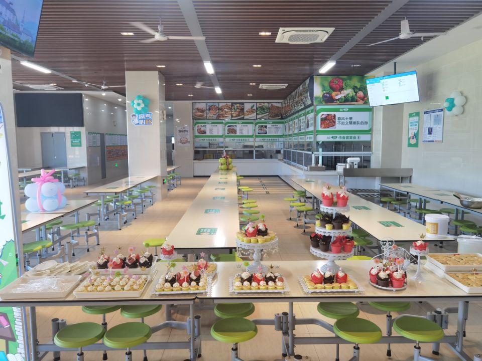 为加强校际交流